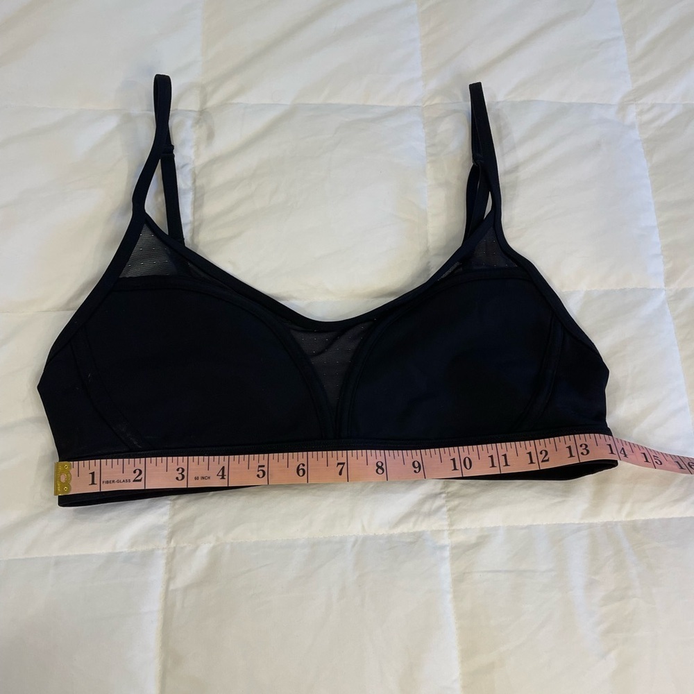 Lululemon without tags, no Size, Black Bra